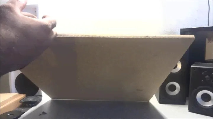 Why using plywood is Not the ideal choice for building loudspeakers Pt.1